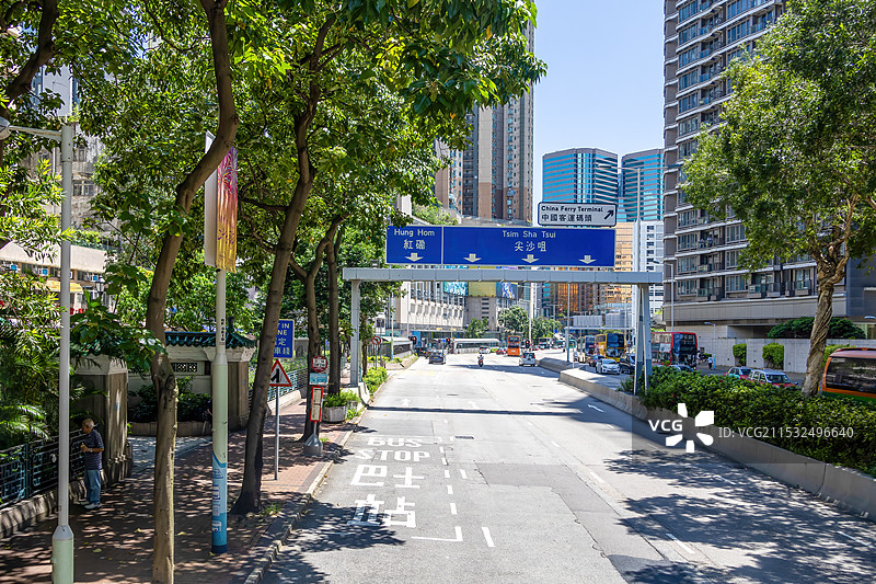 阳光下香港无人的街道景色图片素材