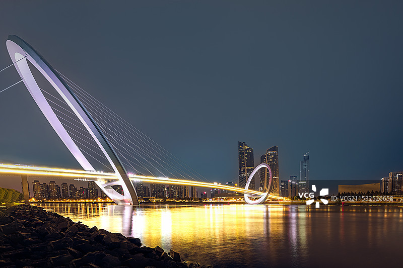 南京眼夜景图片素材