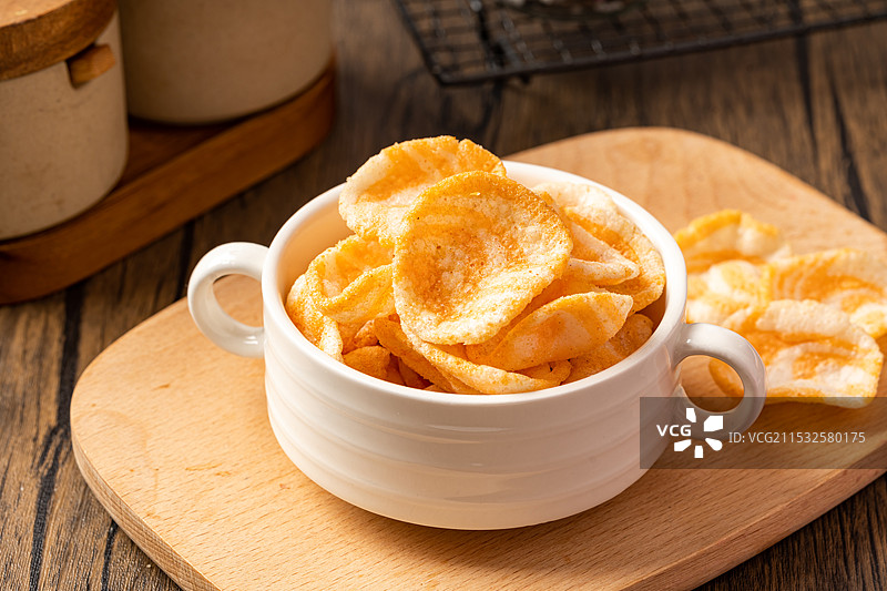 网红美食炸虾片图片素材