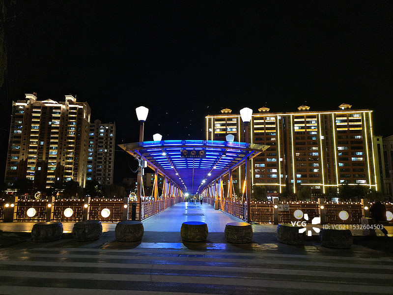 凤县凤凰湖夜景图片素材