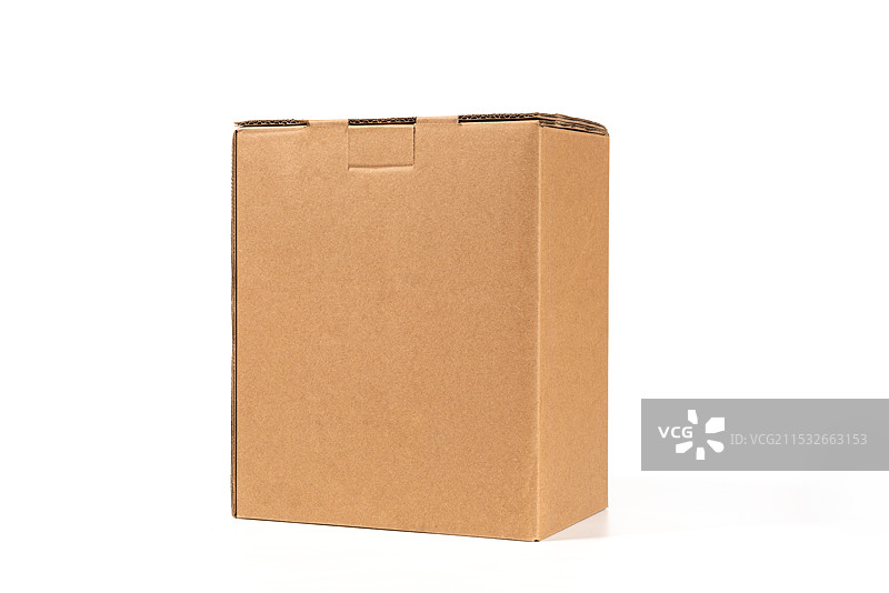 白底上的一个棕色纸箱图片素材