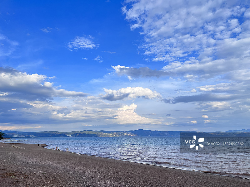 雨过天晴，风平浪静图片素材