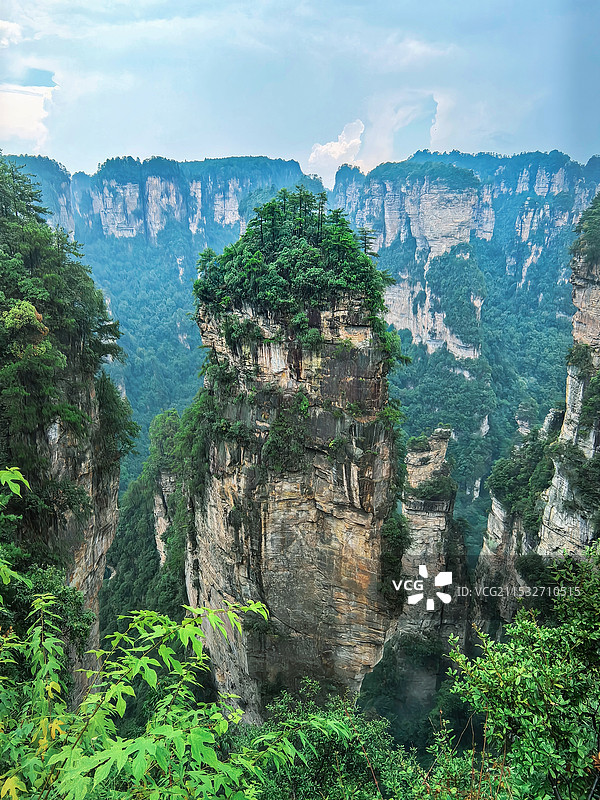 雨后的袁家界景观图片素材