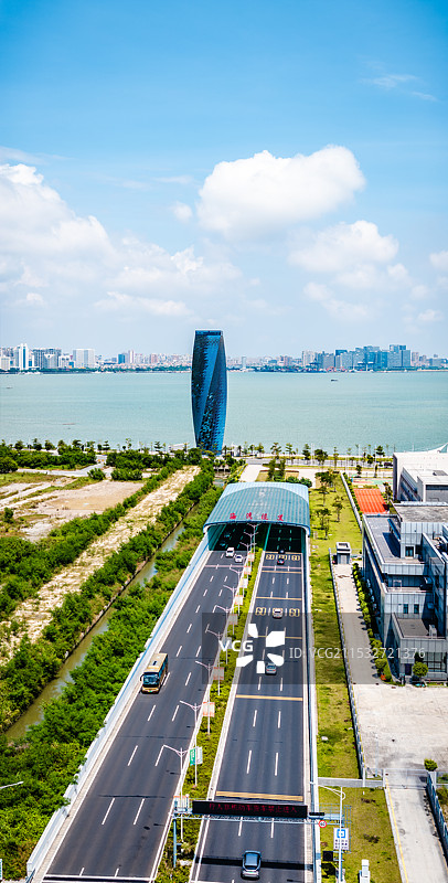 中国广东省汕头市汕头海湾隧道图片素材
