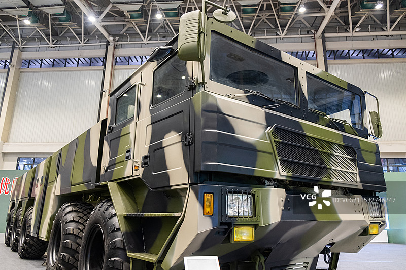 东风导弹发射车图片素材