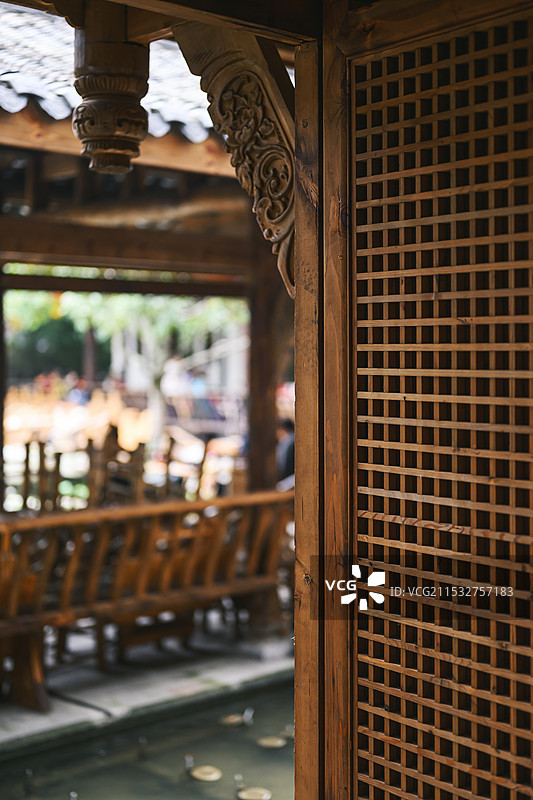 中式木制格栅窗户屏风图片素材