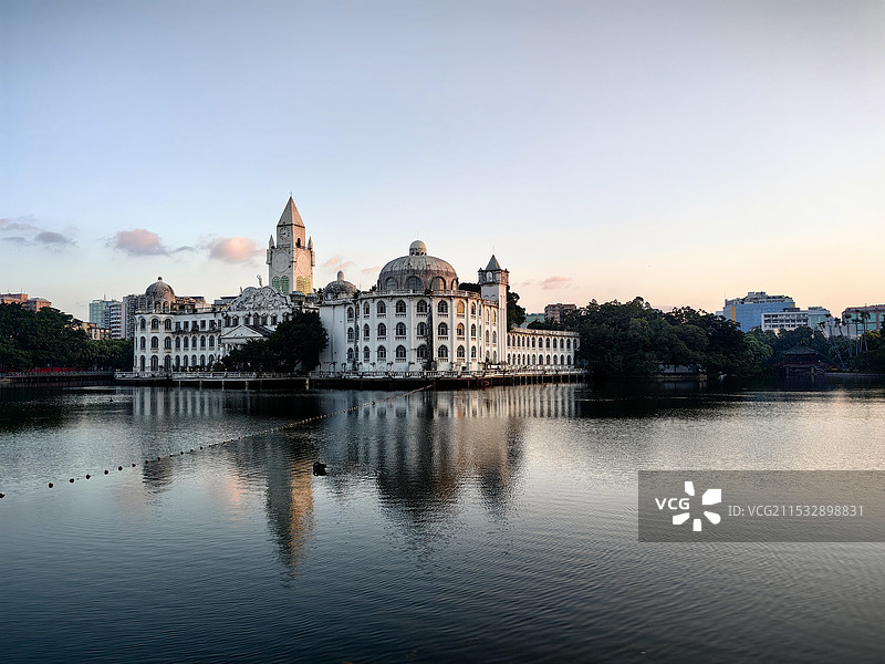 夕阳下的白宫图片素材