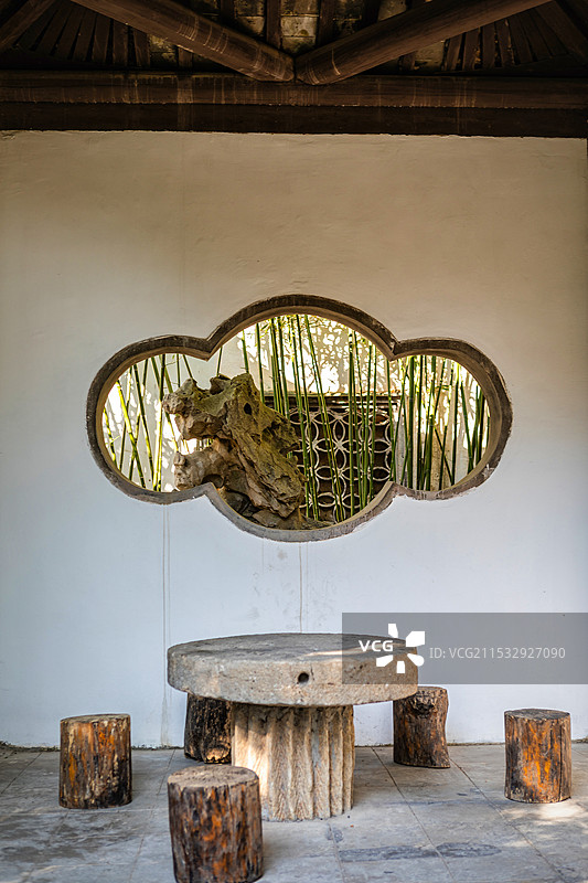 江苏省淮安市吴承恩故居的秋天风光图片素材