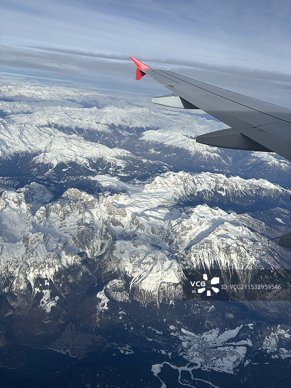飞机上的雪山景图片素材