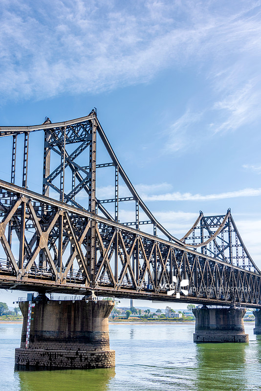 中国辽宁丹东断桥风光图片素材