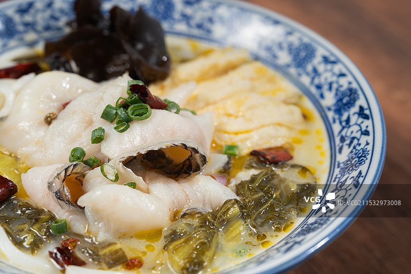 酸菜鱼汤面图片素材