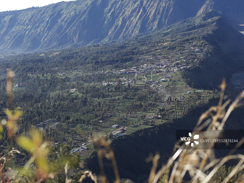 印尼尼西亚布鲁默火山旅行火山日出火山口景观图片素材