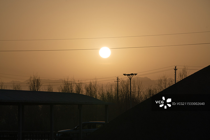 敦煌莫高窟日出图片素材