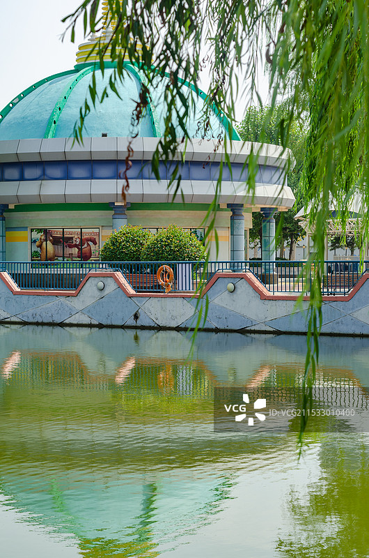 青岛方特的游乐场风光图片素材