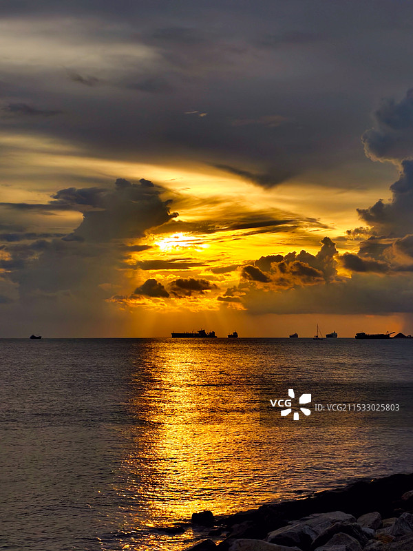 日落马六甲海峡图片素材