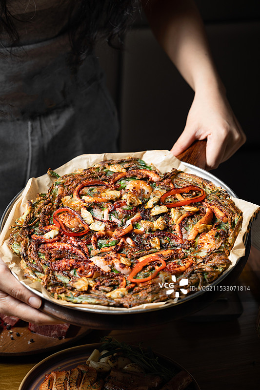 海鲜葱饼韩国料理韩料海鲜饼煎饼图片素材