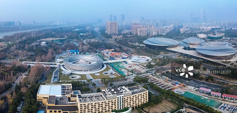 南京  青奥村 青奥中心 奥林匹克博物馆 保利剧院 扬子江大道 左岸花海 江苏大剧院 体育中心图片素材