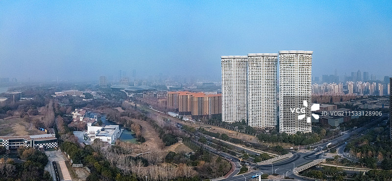 南京  青奥村 青奥中心 奥林匹克博物馆 保利剧院 扬子江大道 左岸花海 江苏大剧院 体育中心图片素材
