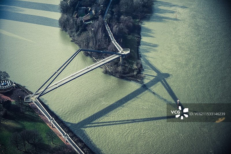 航拍的国外桥梁图片素材