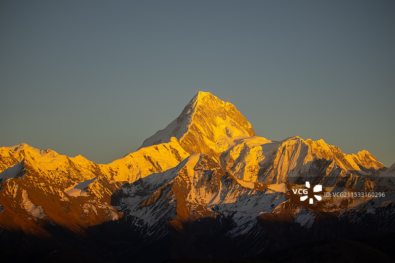 日照金山图片素材