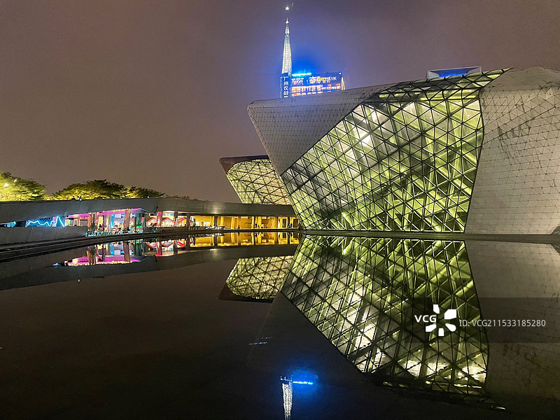广州珠江新城剧院夜景风光图片素材
