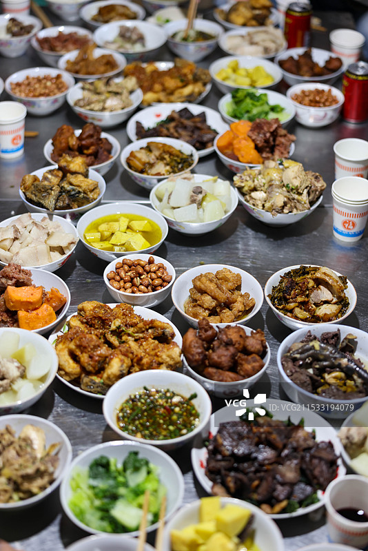 一桌农家年夜饭图片素材