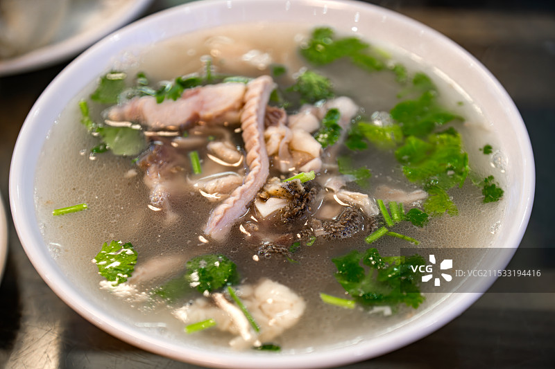 东北著名小吃羊汤图片素材