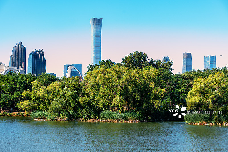 蓝天下的北京中央商务区（CBD）大厦图片素材