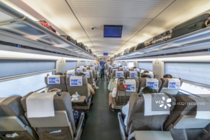 高铁列车车厢内部虚化背景图片素材
