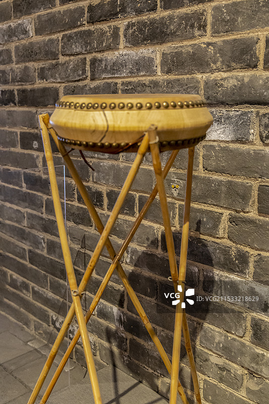 河北博物院（河北省博物馆）“非物质文化遗产保护成果展”：乐亭大鼓乐器（乐亭大鼓，唐山市滦南县）图片素材