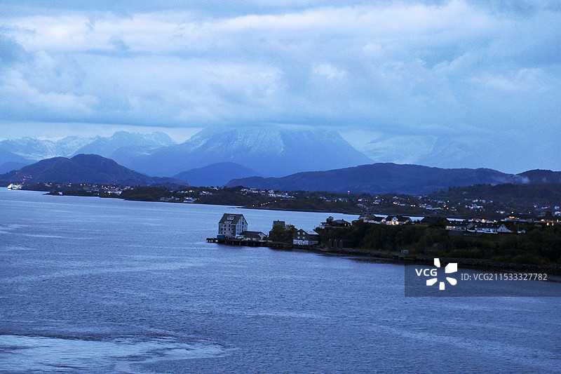 欧洲挪威斯图尔峡湾口及奥勒松小镇图片素材