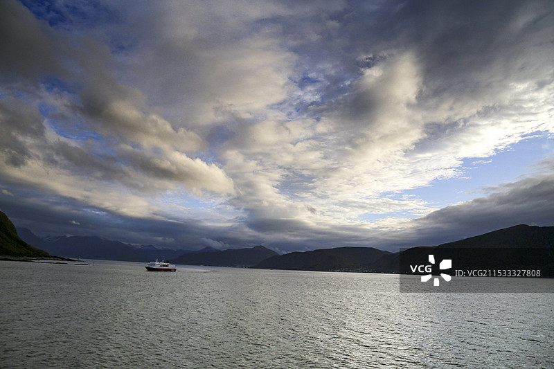 欧洲挪威斯图尔峡湾口及奥勒松小镇图片素材