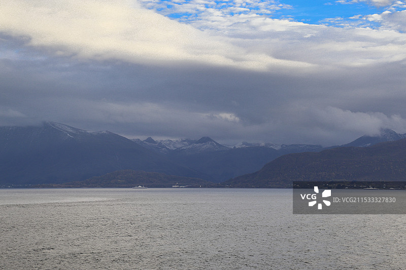欧洲挪威斯图尔峡湾口及奥勒松小镇图片素材