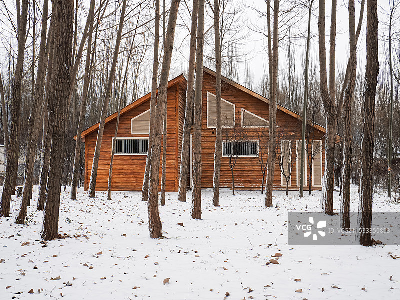林中木屋图片素材