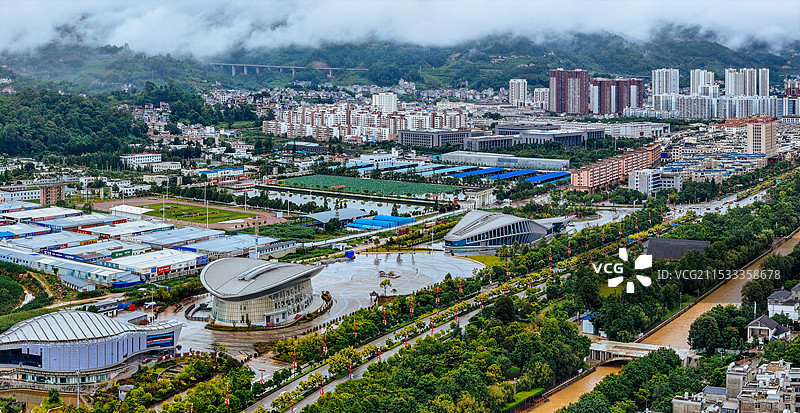 临沧市 临翔区 玉龙湖公园 体育中心 西门公园 缅宁大道图片素材