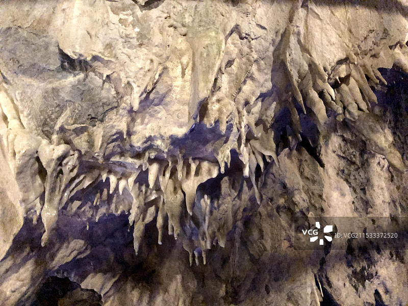 日本岩手县龙泉洞（日本三大钟乳洞之一）图片素材