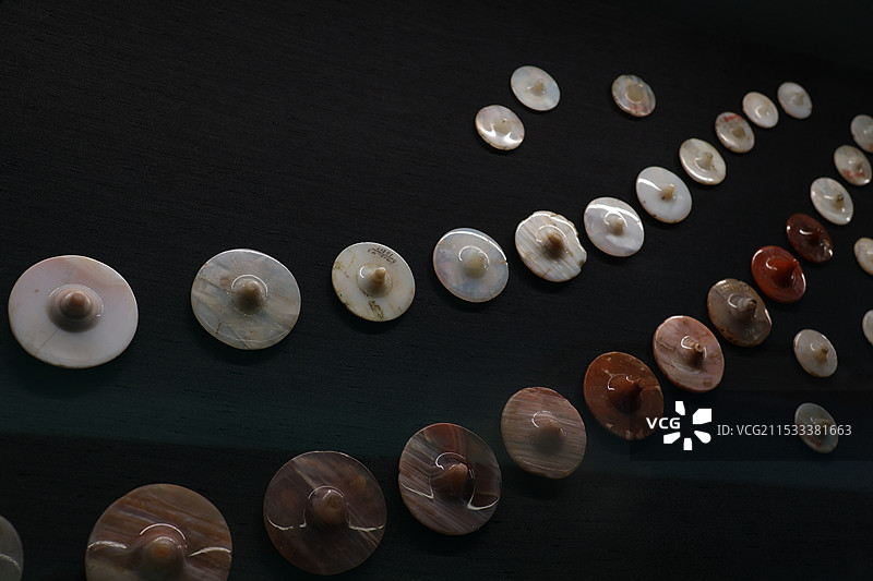 国家博物馆里的玛瑙扣饰图片素材