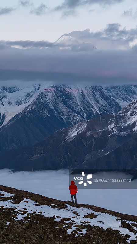 四川甘孜州子梅垭口云海贡嘎雪山高空航拍图片素材