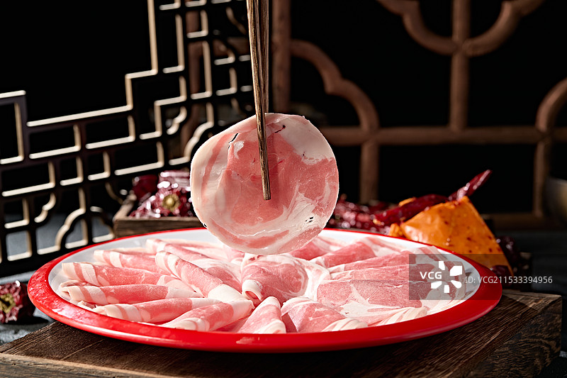 美味涮肉食材太阳卷肥羊肉切片图片素材