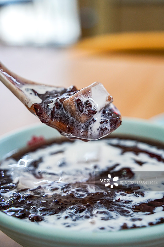 紫米芋泥冰粥图片素材