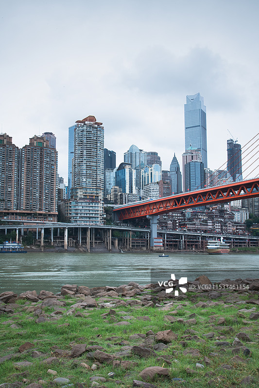 重庆江上风光（阴天）图片素材