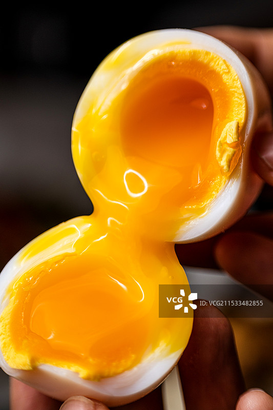 海鸭蛋鸭蛋蛋黄流心流心蛋黄图片素材