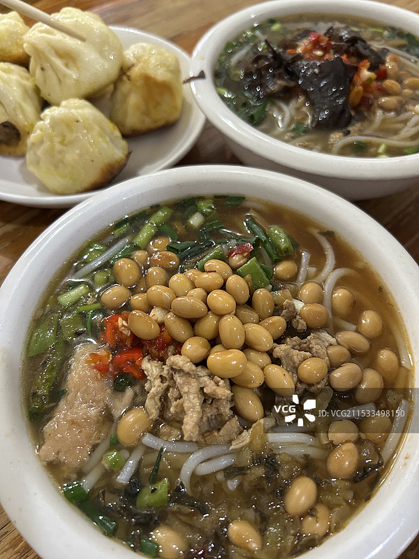 江西特产赣东北美食弋阳年糕碗粿立夏粿米粿泡粉米粉嗦粉碳水清明果麻叶粿图片素材