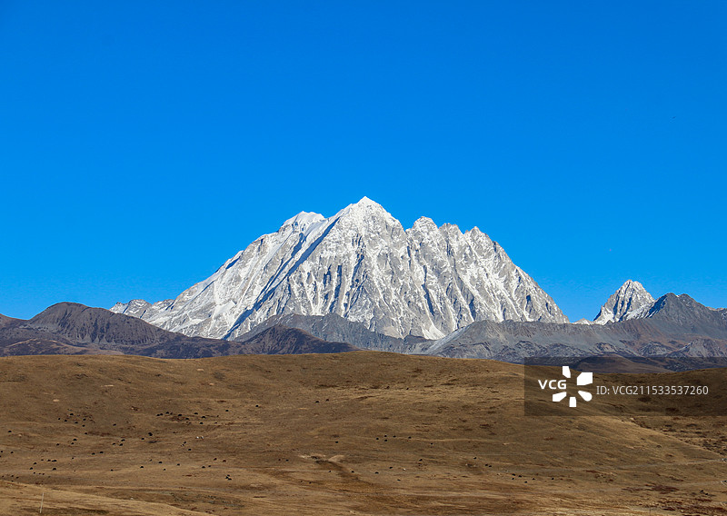 见山就山乐山图片素材