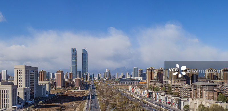 贺兰山下阅海湾蓝天白云图片素材