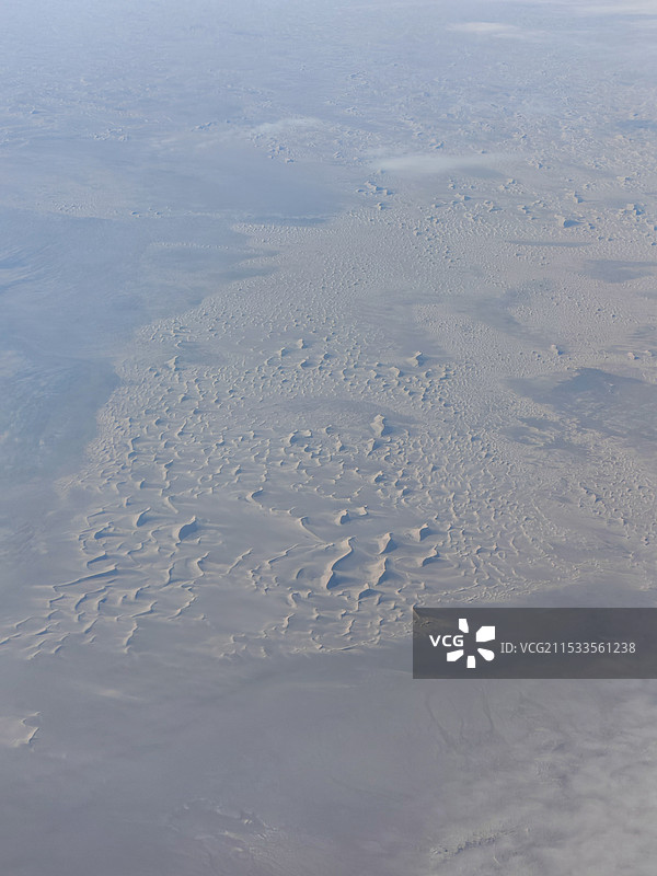 博格达峰航拍图片素材