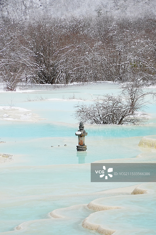 黄龙五彩池图片素材