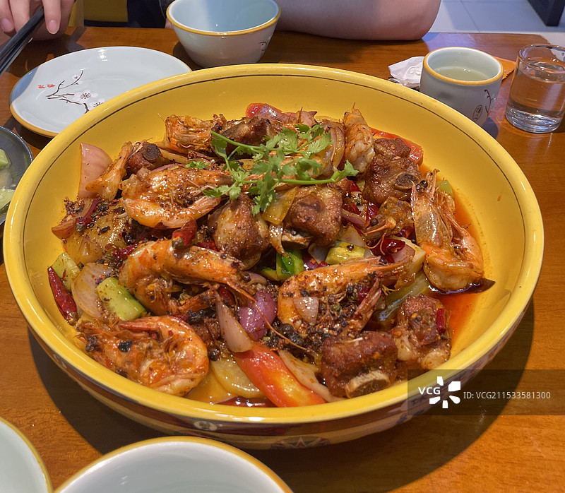 干锅排骨虾图片素材