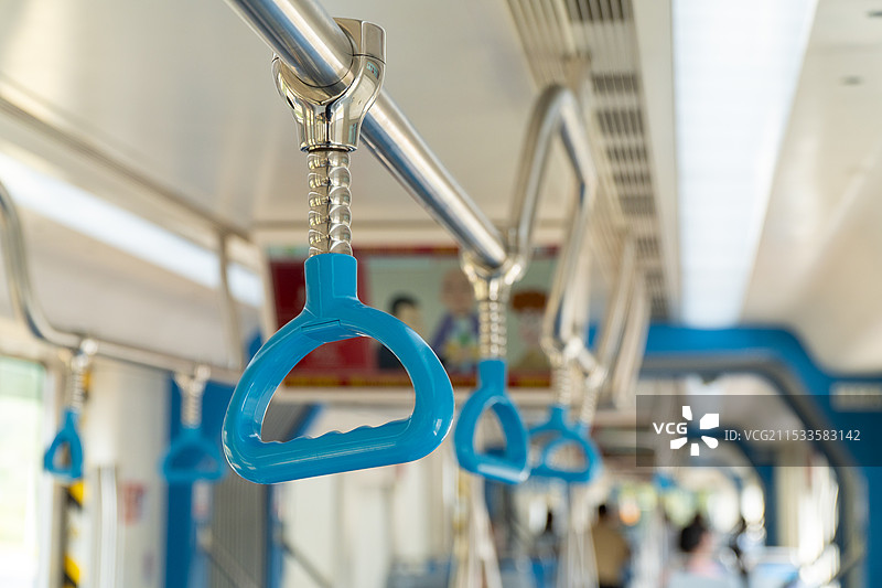 有轨列车地铁扶把手图片素材