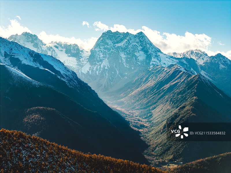 白马雪山图片素材